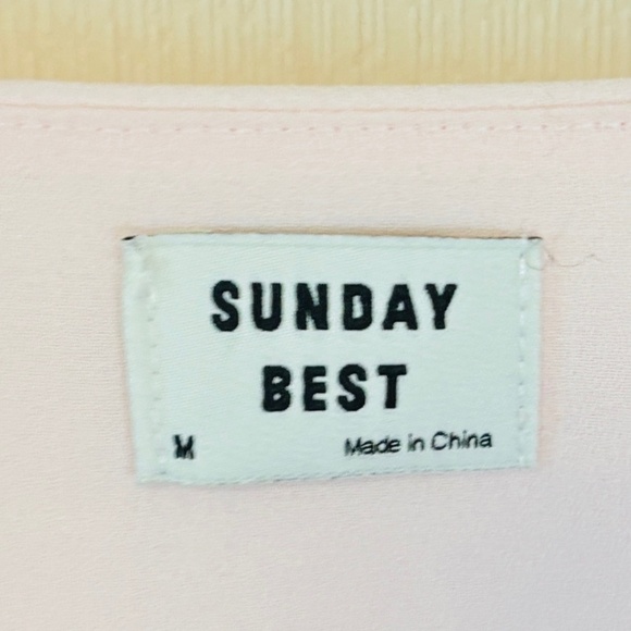 Aritzia Sunday best Kimberly Pink cropped blouse SZ Medium - Picture 5 of 7